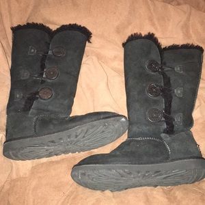 Bailey button uggs